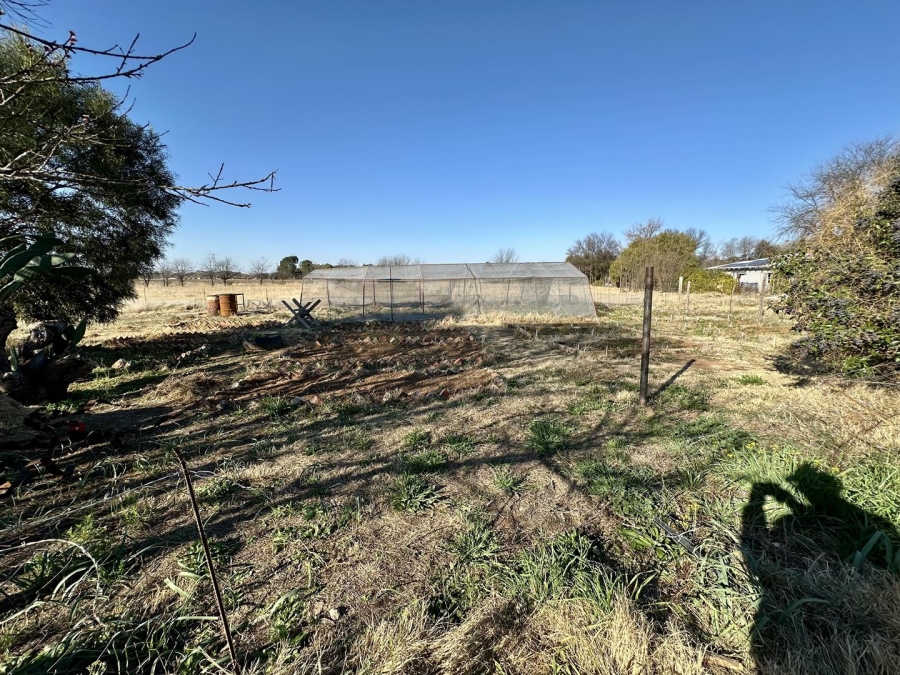 9 Bedroom Property for Sale in Bloemspruit Free State